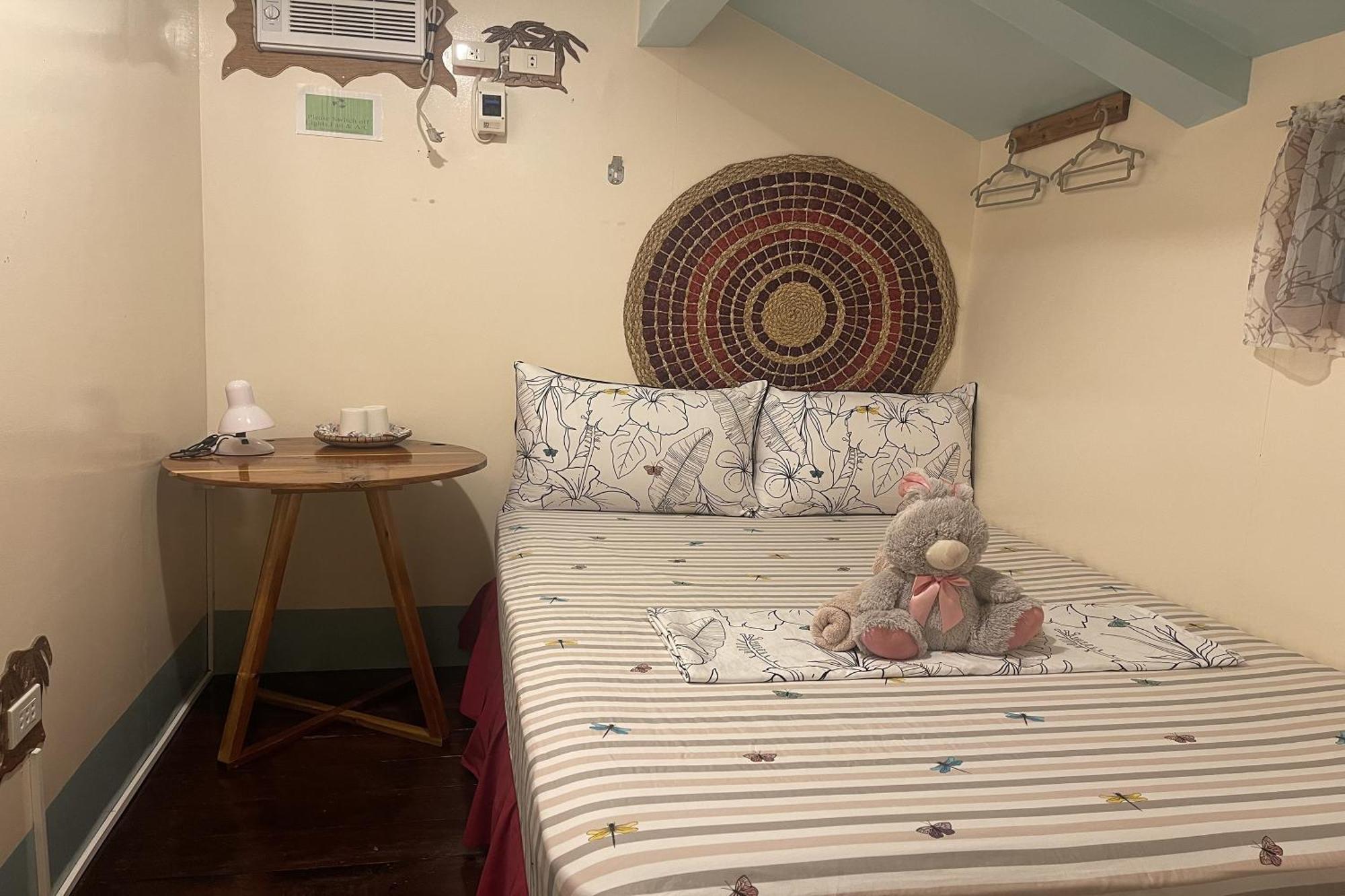 Balai Vivencio Hostel Puerto Princesa Zewnętrze zdjęcie