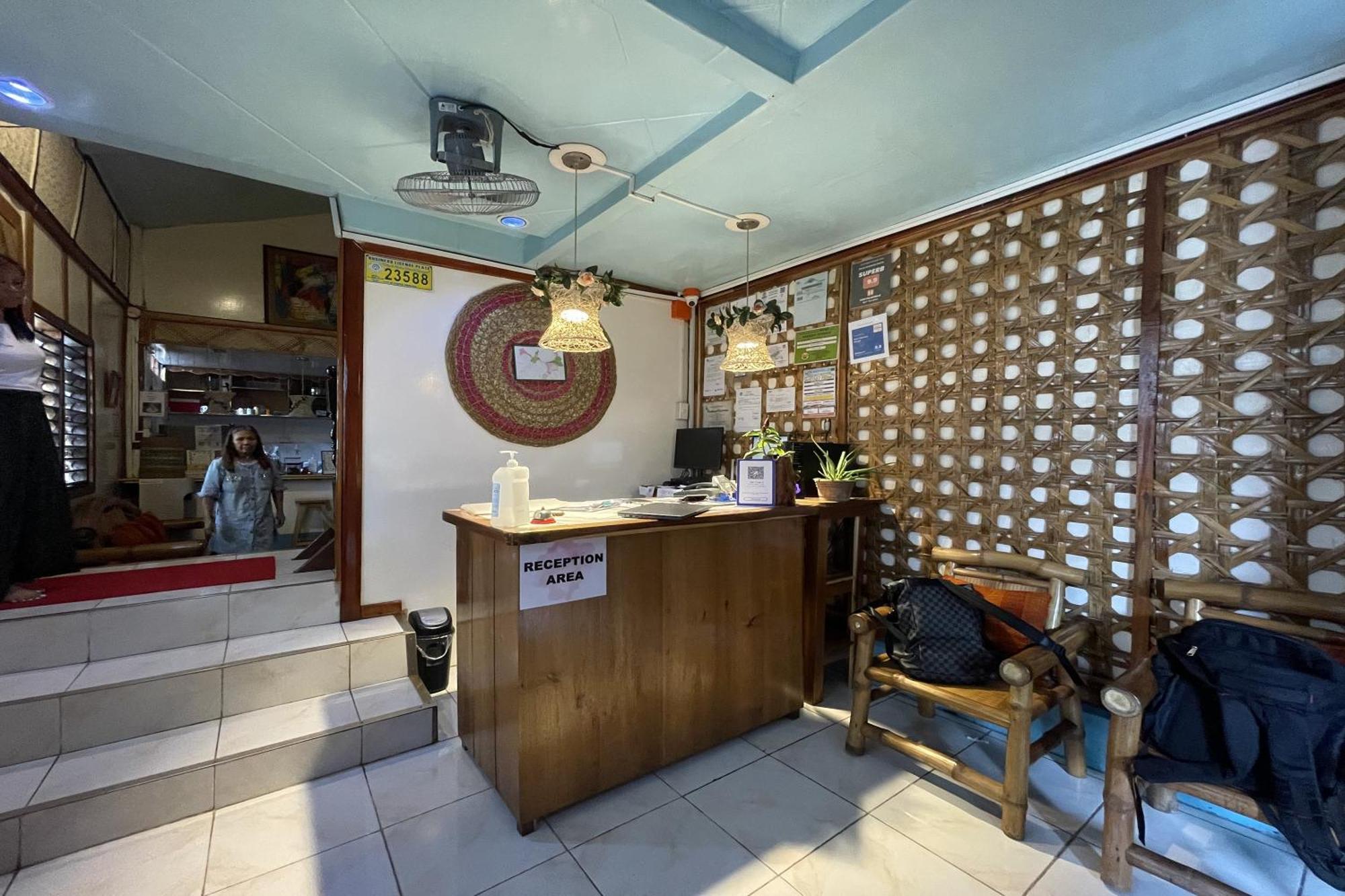 Balai Vivencio Hostel Puerto Princesa Zewnętrze zdjęcie