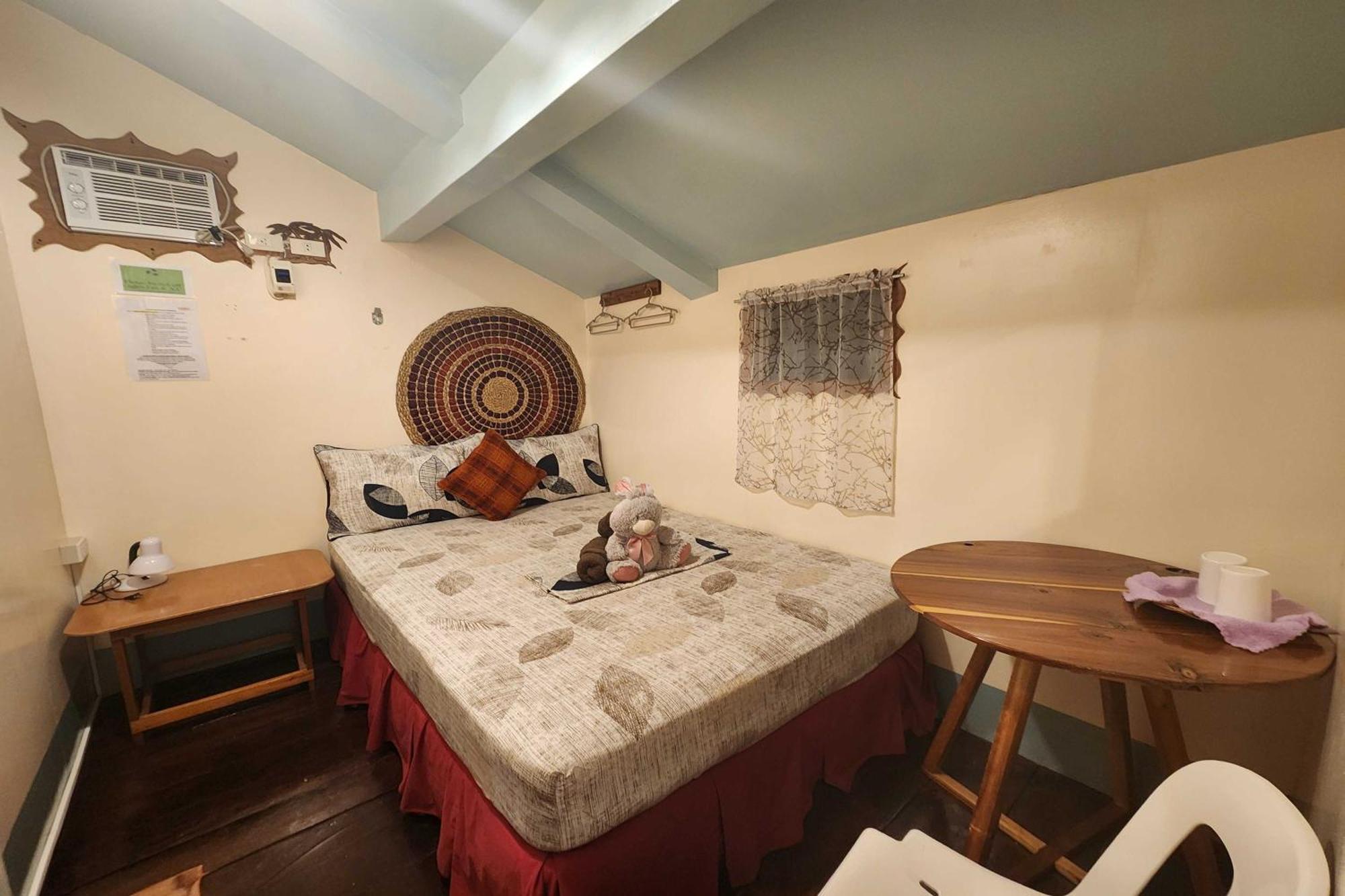 Balai Vivencio Hostel Puerto Princesa Zewnętrze zdjęcie