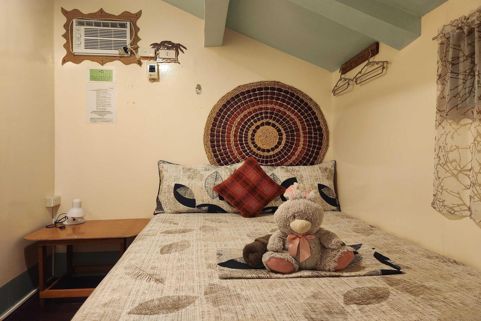 Balai Vivencio Hostel Puerto Princesa Zewnętrze zdjęcie