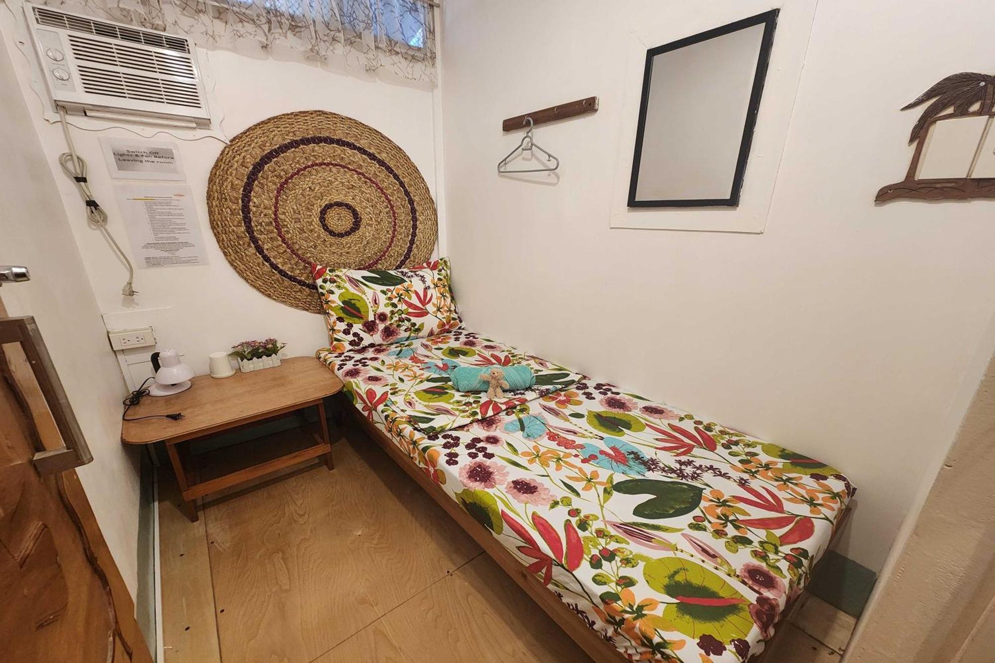 Balai Vivencio Hostel Puerto Princesa Zewnętrze zdjęcie